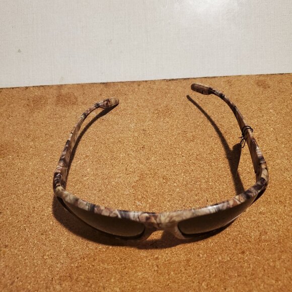 Racer X Camo Sunglasses With Maximum UV400 Protection For Outdoor Adventures - Picture 8 of 8